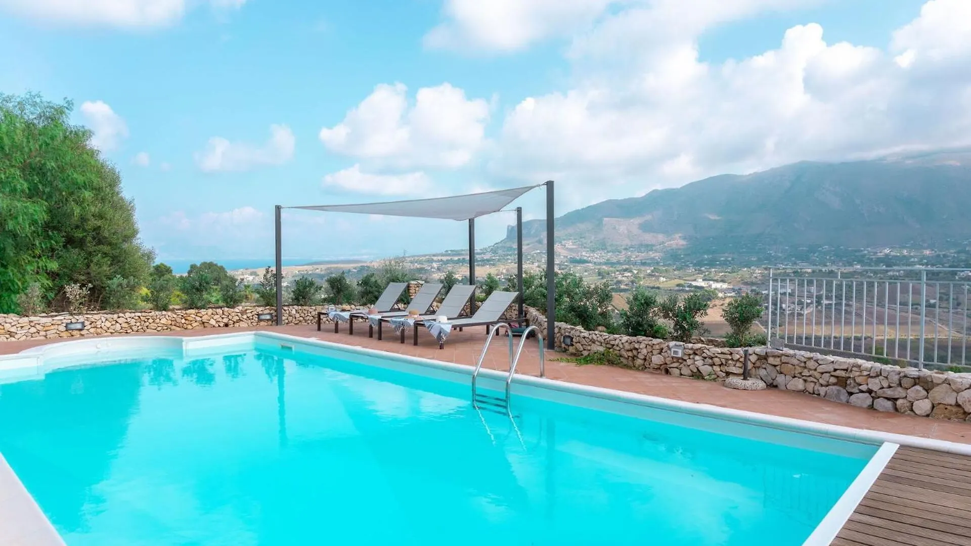 Villa Petra By Posarellivillas سكوبيلو إيطاليا